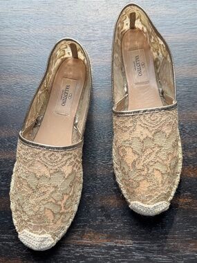 Valentino Gold Floral Lace Espadrille European Size 37